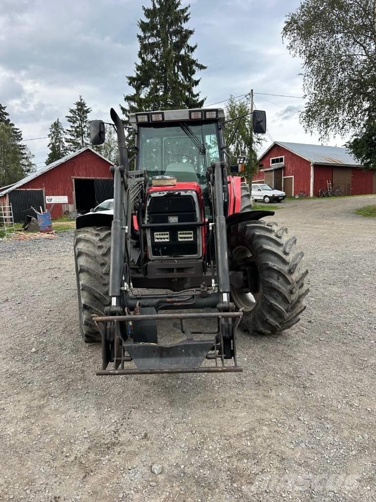 Massey Ferguson 6180 トラクター