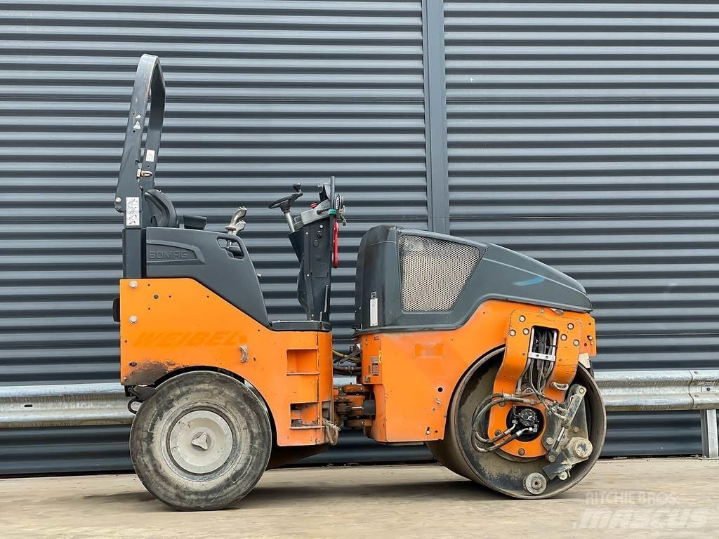 Bomag BW 138 AC-5 コンバインドローラ