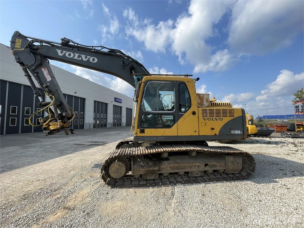Volvo EC 180 B LC 大型油圧ショベル12t以上（パワーショベル・ユンボ）