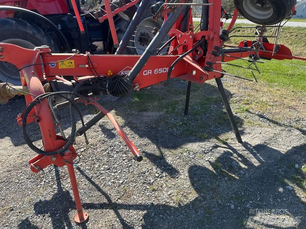 Kuhn GA 6501 P ウィンドローア/レーキ