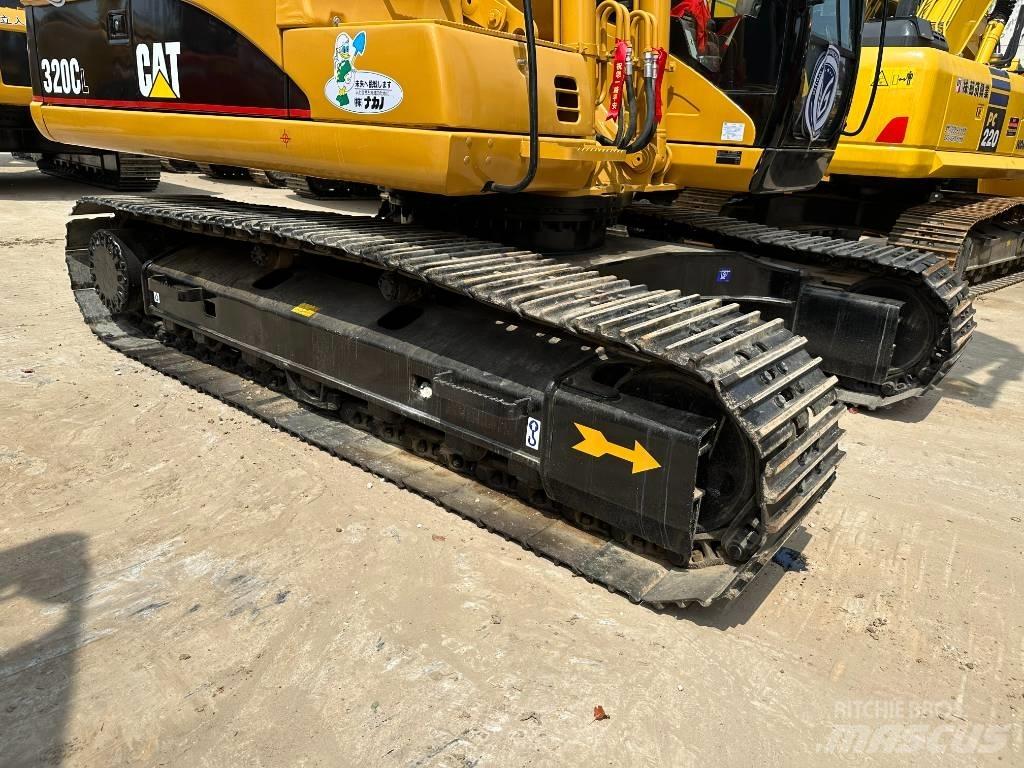 CAT CAT320C 中型油圧ショベル 7ｔ-12ｔ（ユンボ・パワーショベル・バックホー）