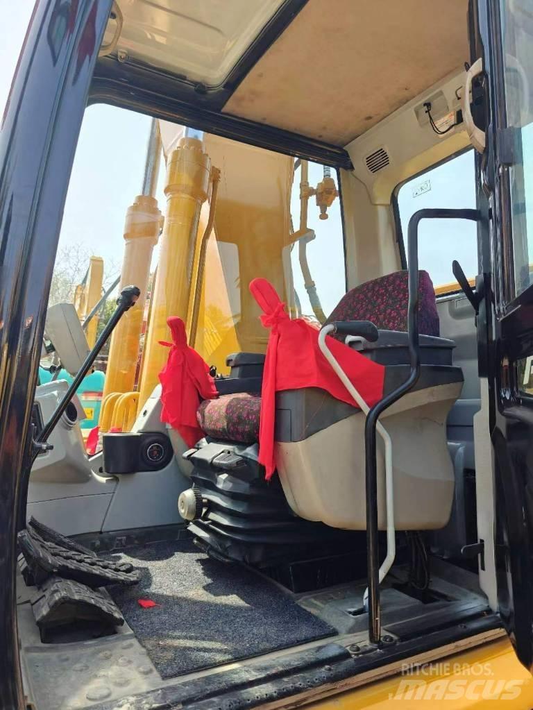 CAT CAT320C 中型油圧ショベル 7ｔ-12ｔ（ユンボ・パワーショベル・バックホー）