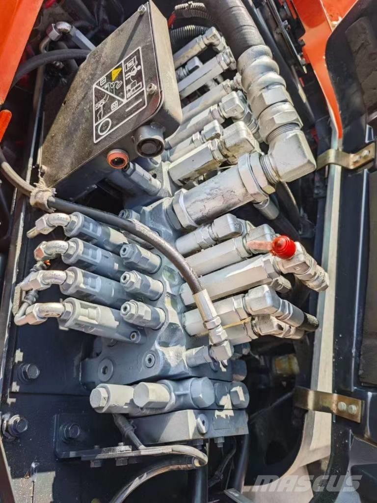 Kubota 185-3 大型油圧ショベル12t以上（パワーショベル・ユンボ）