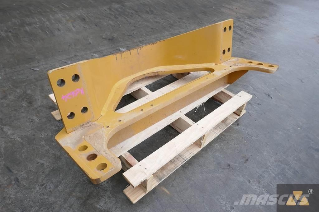 CAT 140M3 Drawbar その他部品