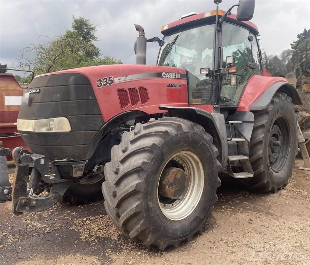 Case IH Magnum 335 トラクター