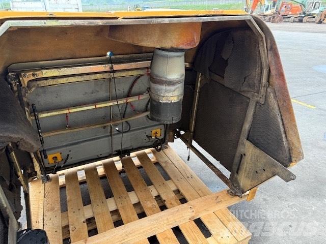 Liebherr L 556 BODY シャーシ及びサスペンション