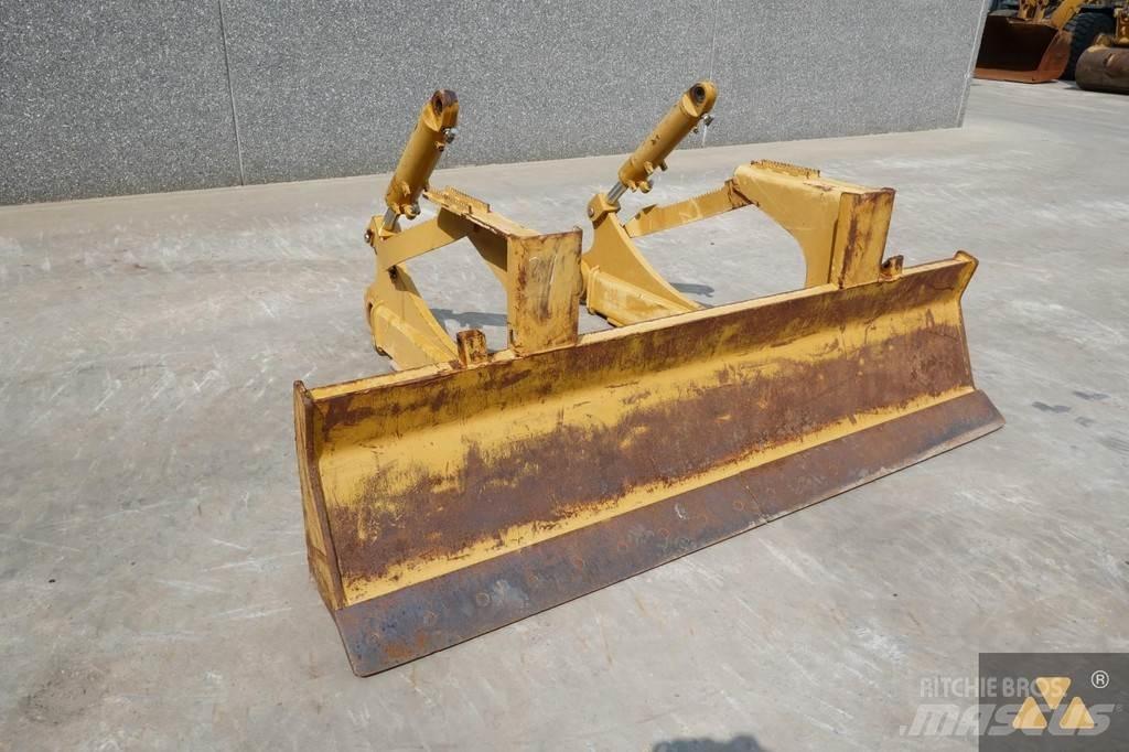 CAT Skidder blade ブレード