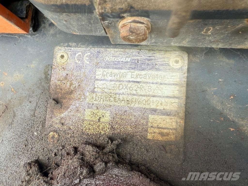 Doosan DX 62 R-3 ミニ油圧ショベル 7t以下（ミニユンボ・ミニディガー）