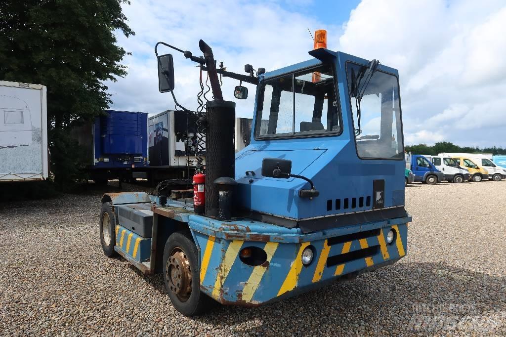 Sisu TR 181 ターミナルトラクター