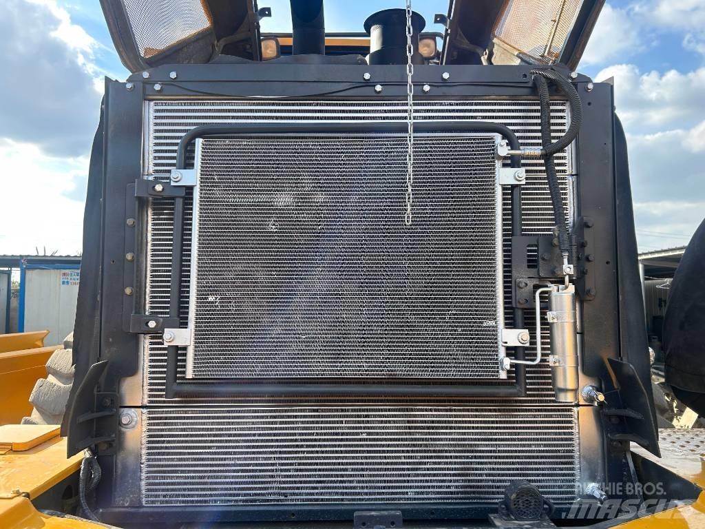 LiuGong 862 ホイールローダー・タイヤショベル