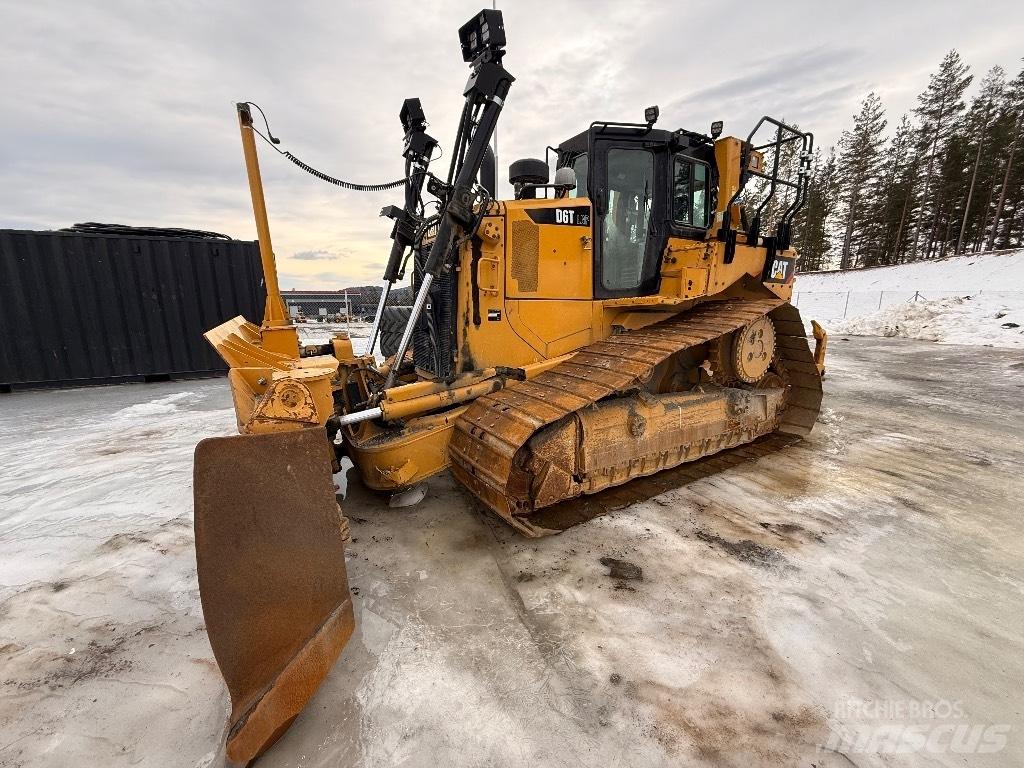 CAT D 6 T LGP ブルドーザー