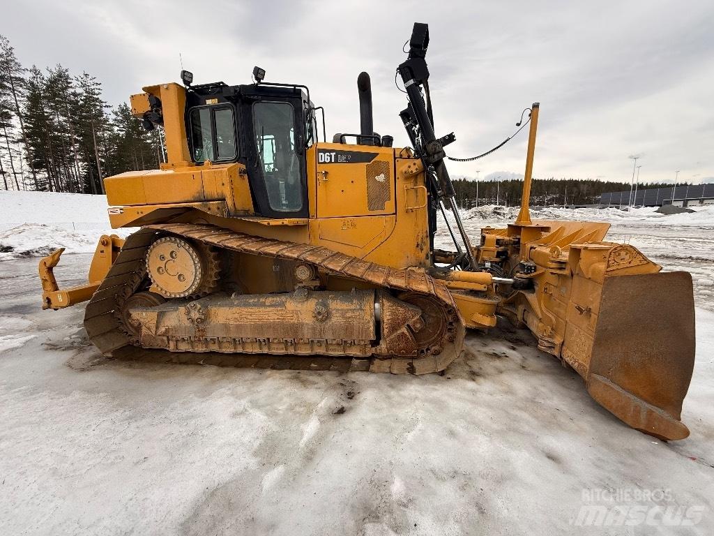 CAT D 6 T LGP ブルドーザー