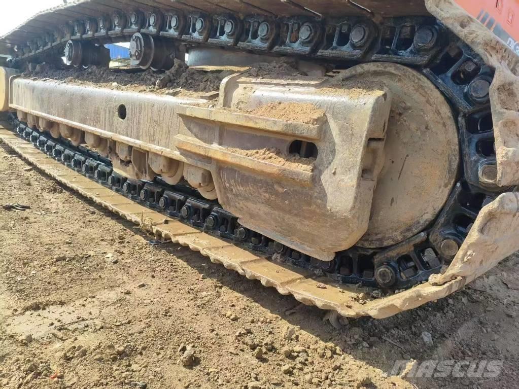 Doosan DX 380 LC 大型油圧ショベル12t以上（パワーショベル・ユンボ）