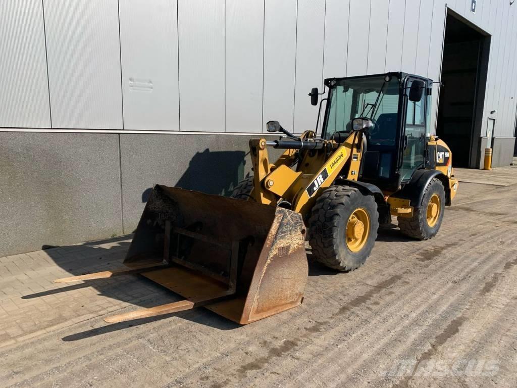 CAT 906 ホイールローダー・タイヤショベル