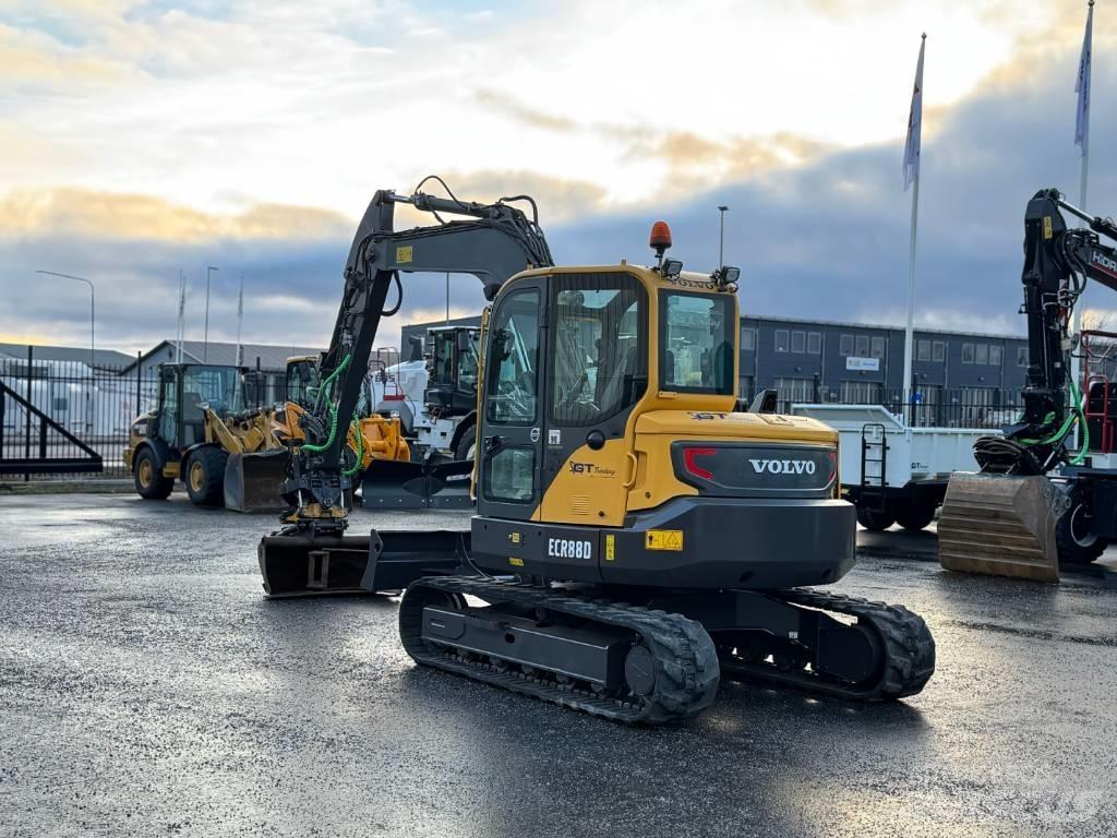 Volvo ECR 88 D 中型油圧ショベル 7ｔ-12ｔ（ユンボ・パワーショベル・バックホー）