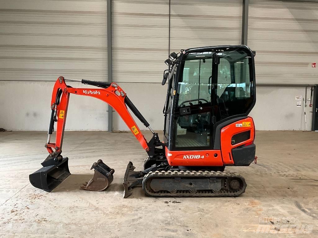 Kubota KX 018-4 ミニ油圧ショベル 7t以下（ミニユンボ・ミニディガー）