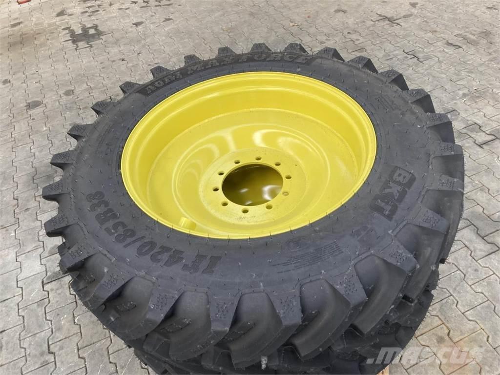 BKT 420/85R38 タイヤ、ホイル、リム