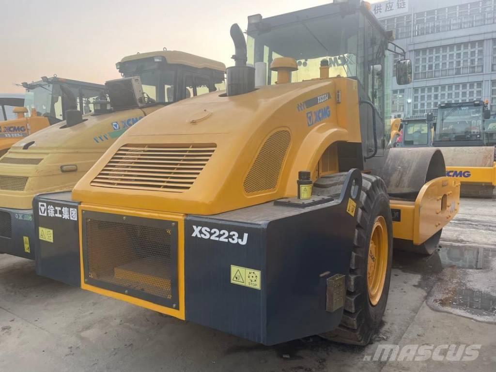 XCMG XS 223 J 振動ローラ