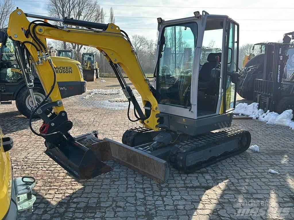 Wacker Neuson EZ26 ミニ油圧ショベル 7t以下（ミニユンボ・ミニディガー）