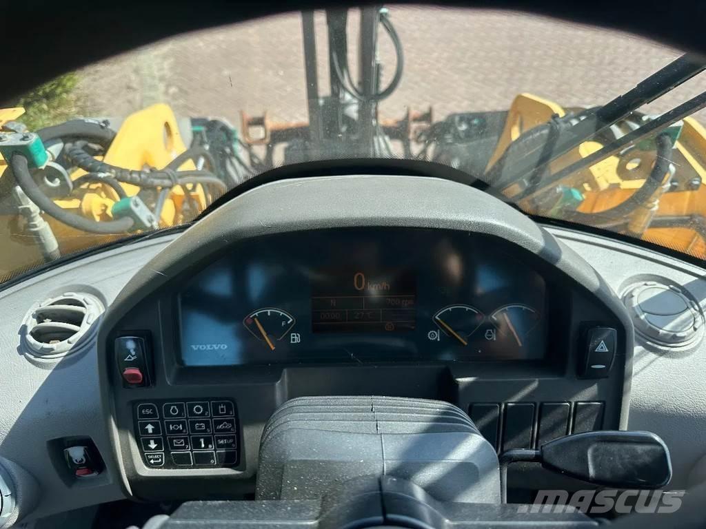 Volvo L70 F ホイールローダー・タイヤショベル