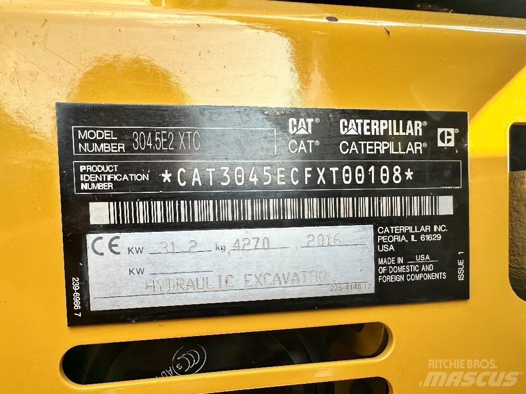 CAT 304.5 E2 XTC ミニ油圧ショベル 7t以下（ミニユンボ・ミニディガー）