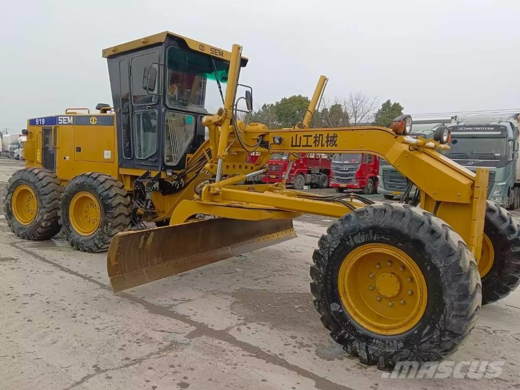 SEM 919 モーターグレーダー