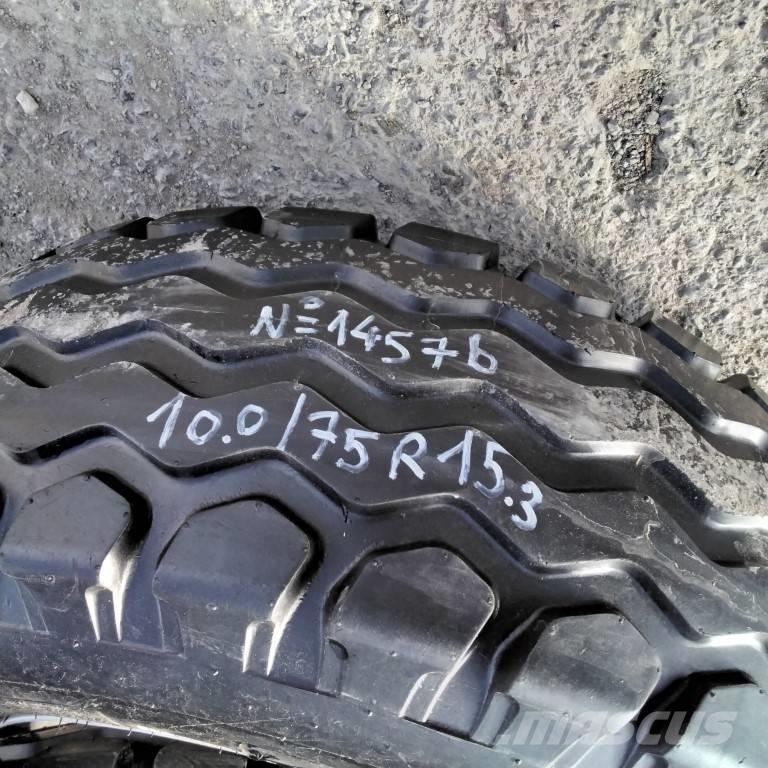 Advance 10.0/75R15.3 タイヤ、ホイル、リム
