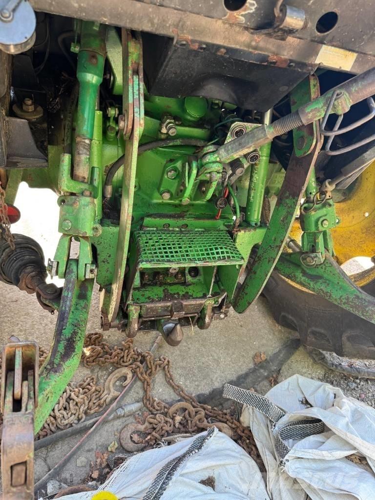 John Deere 2850 トラクター
