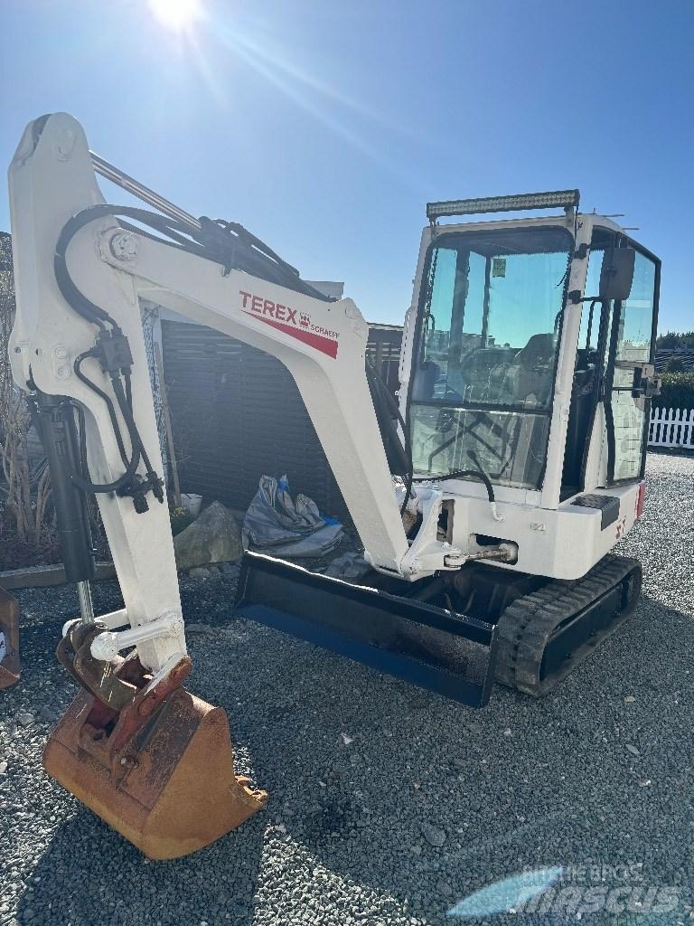 Terex Schaeff HR 14 大型油圧ショベル12t以上（パワーショベル・ユンボ）