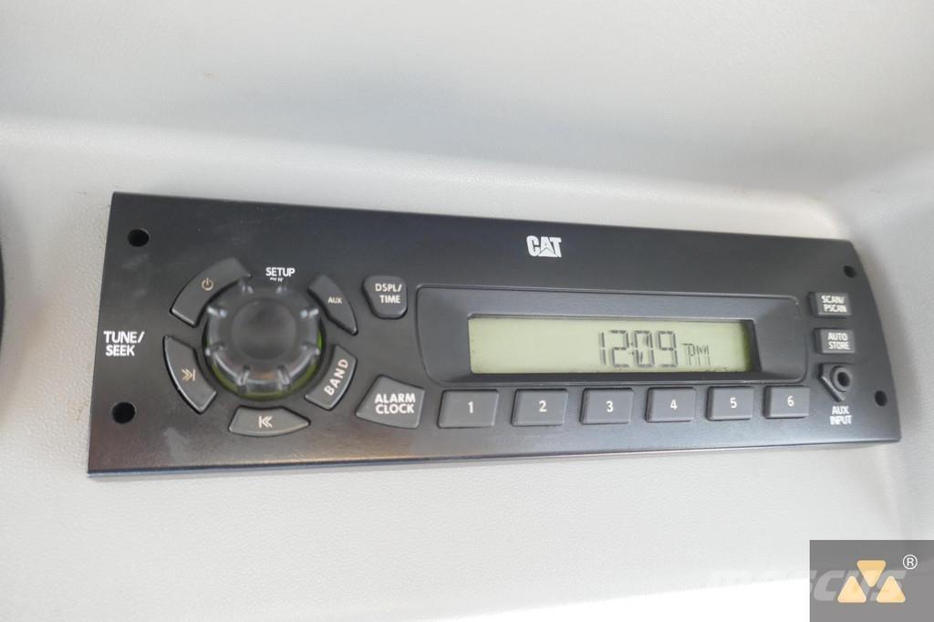 CAT D7E LGP ブルドーザー