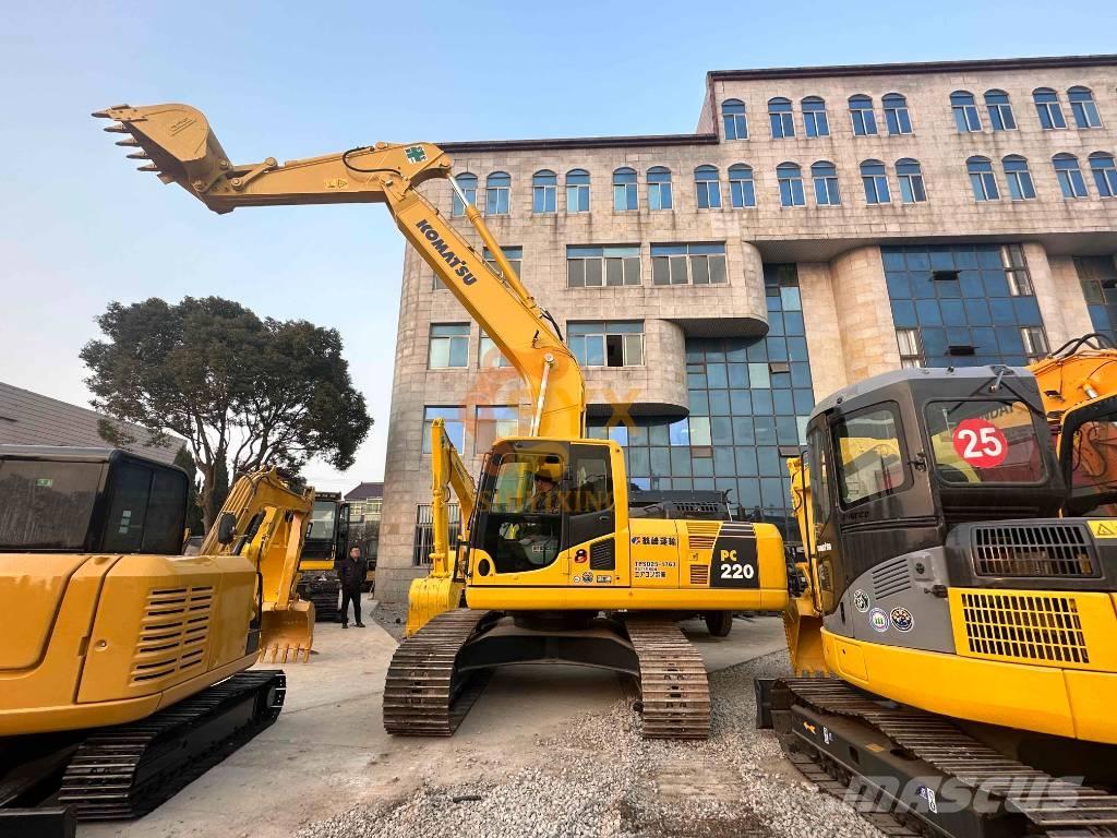 Komatsu PC 220-8 大型油圧ショベル12t以上（パワーショベル・ユンボ）
