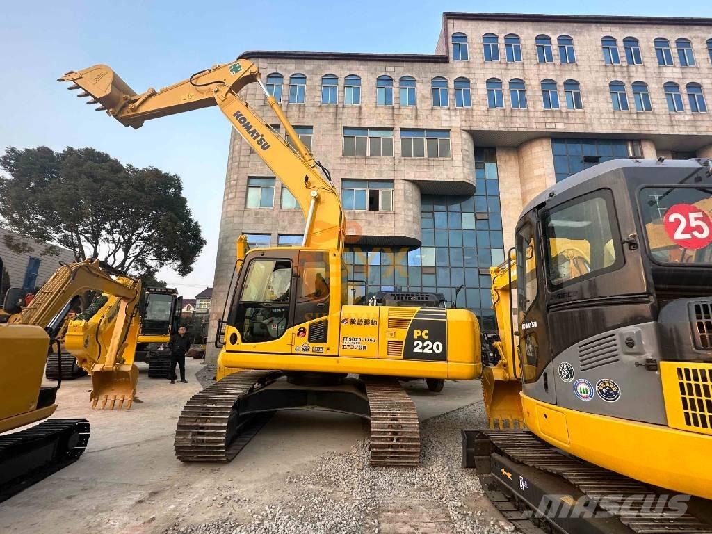 Komatsu PC 220-8 大型油圧ショベル12t以上（パワーショベル・ユンボ）