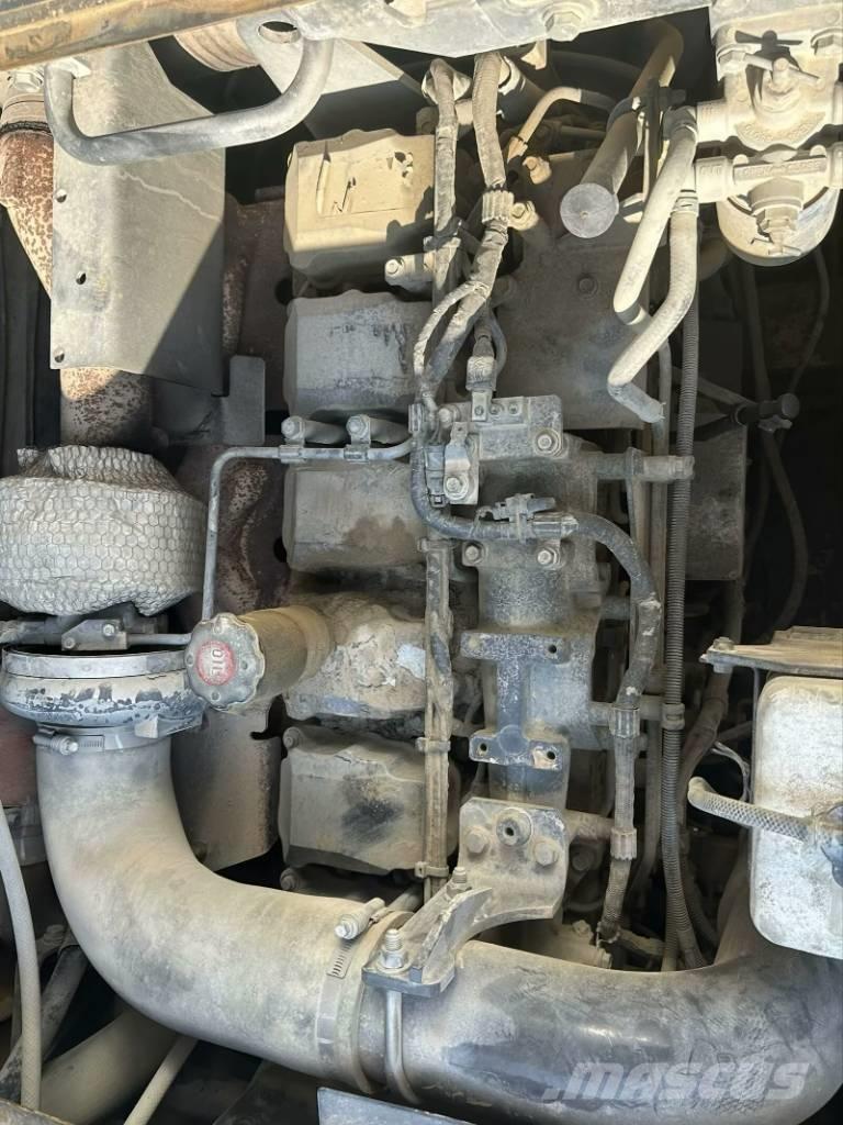 Komatsu PC 500-10 大型油圧ショベル12t以上（パワーショベル・ユンボ）