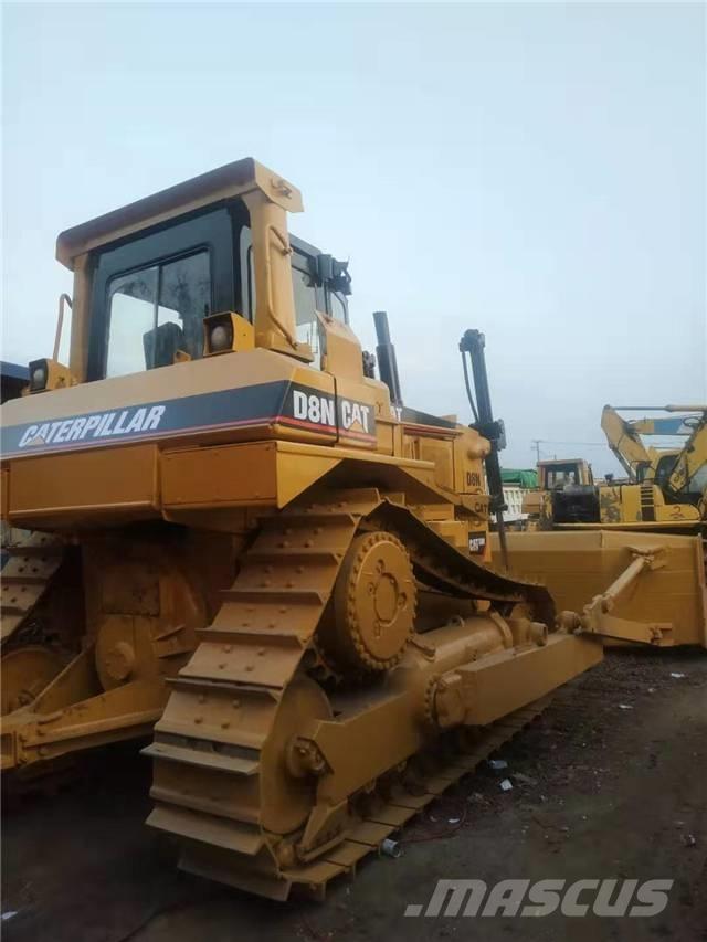 CAT D8N ブルドーザー