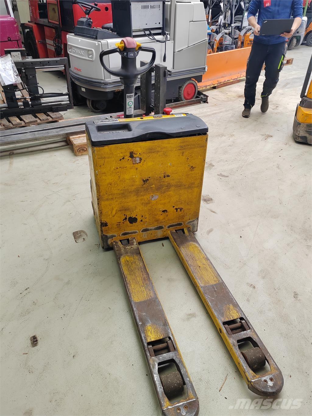 OM TL 18 ウォーキンフォークリフト