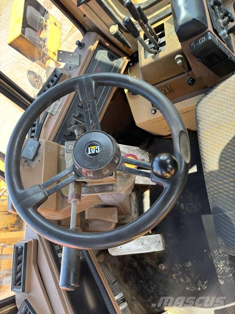 CAT 950 F ホイールローダー・タイヤショベル