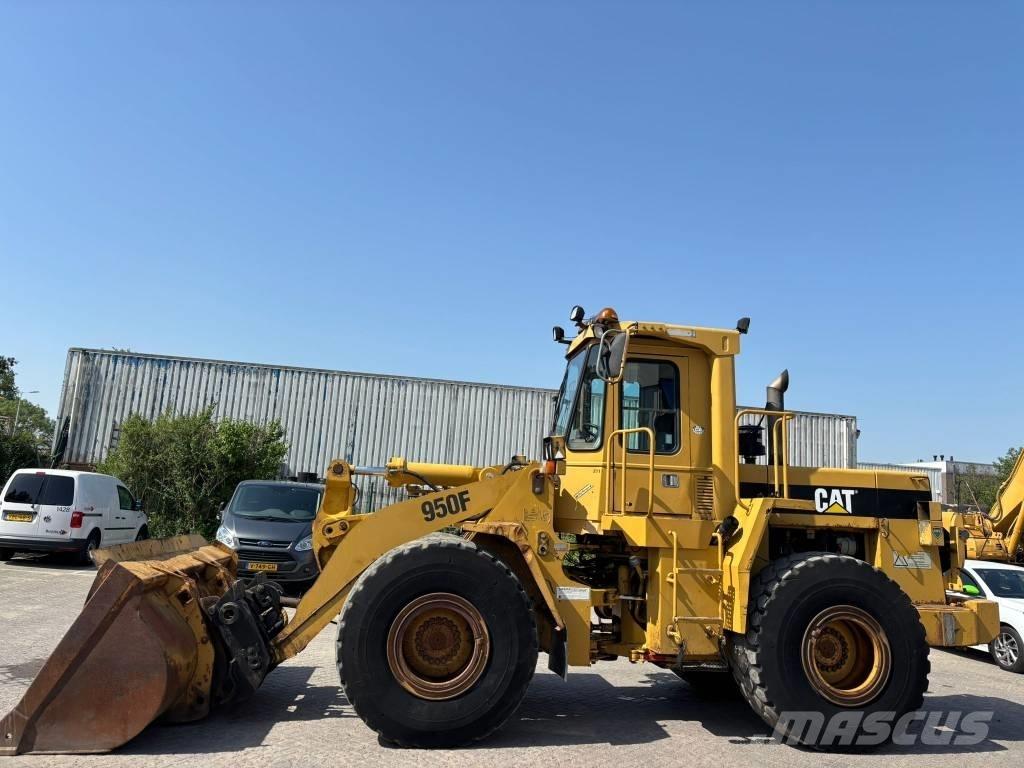 CAT 950 F ホイールローダー・タイヤショベル