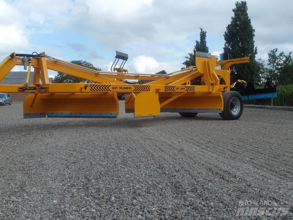 GST VEJHØVL 2550 モーターグレーダー