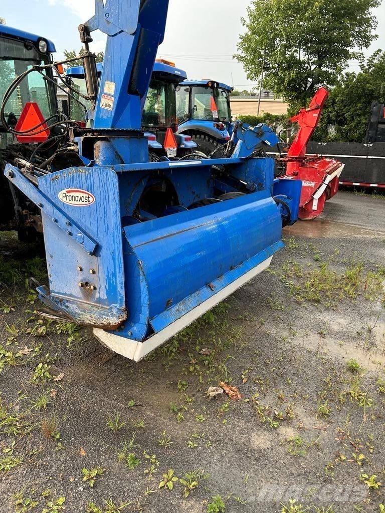 New Holland T 4040 トラクター