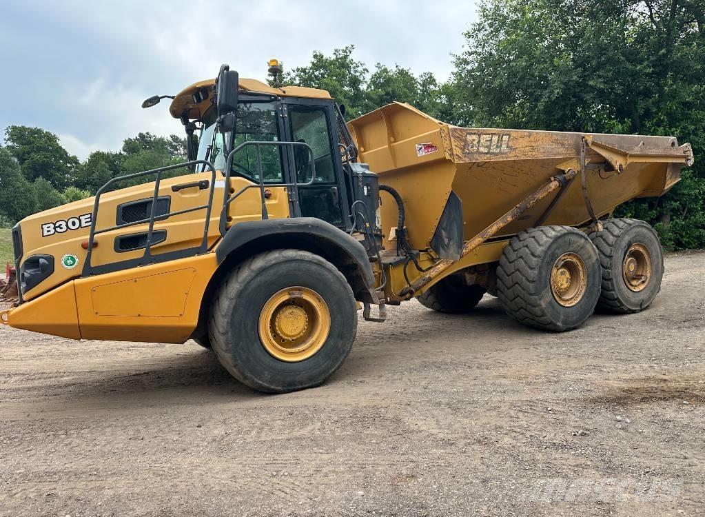 Bell B 30 E アーティキュレート式ダンプトラック