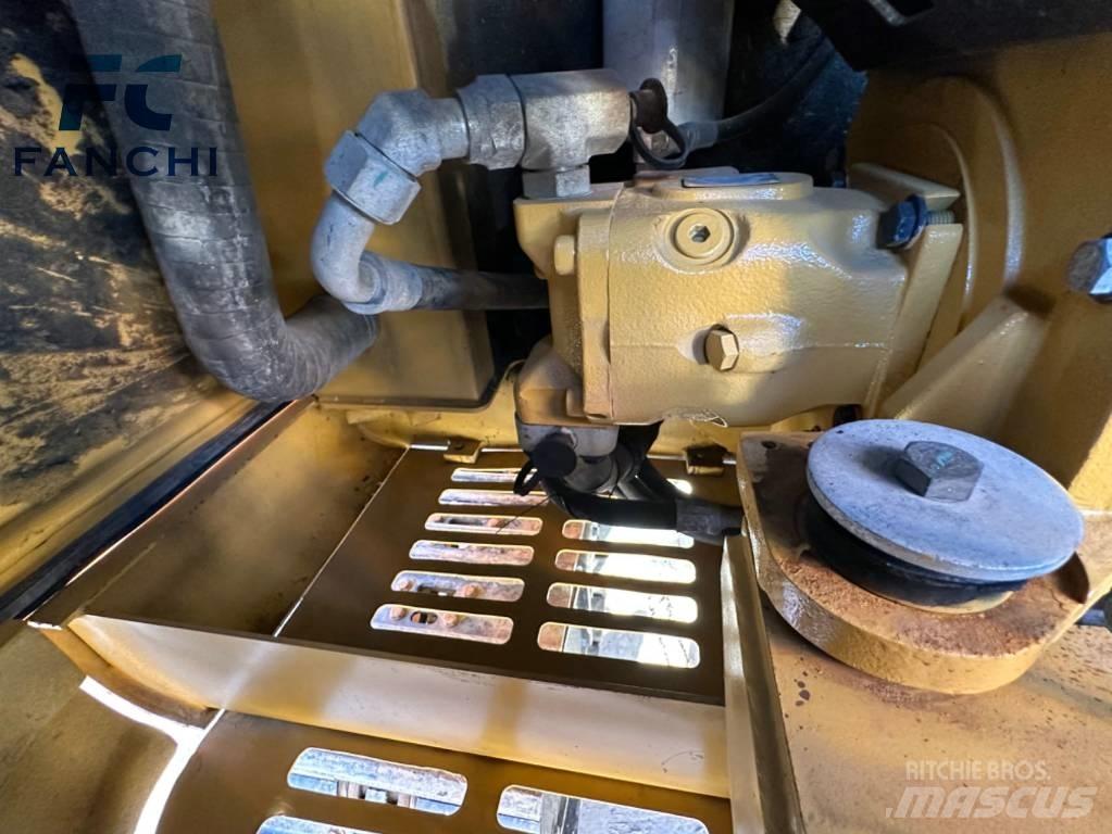 CAT 303.5 E2 ミニ油圧ショベル 7t以下（ミニユンボ・ミニディガー）