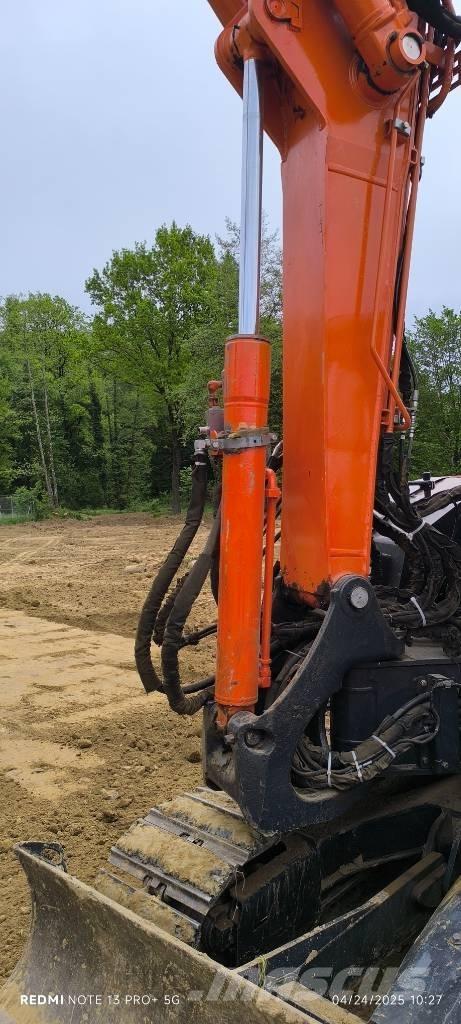 Hitachi Zaxis 85 USB 中型油圧ショベル 7ｔ-12ｔ（ユンボ・パワーショベル・バックホー）