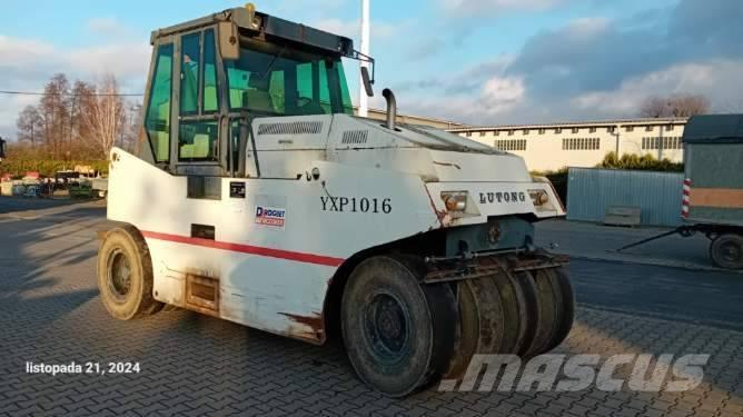 Lutong LTP 1016 タイヤローラ