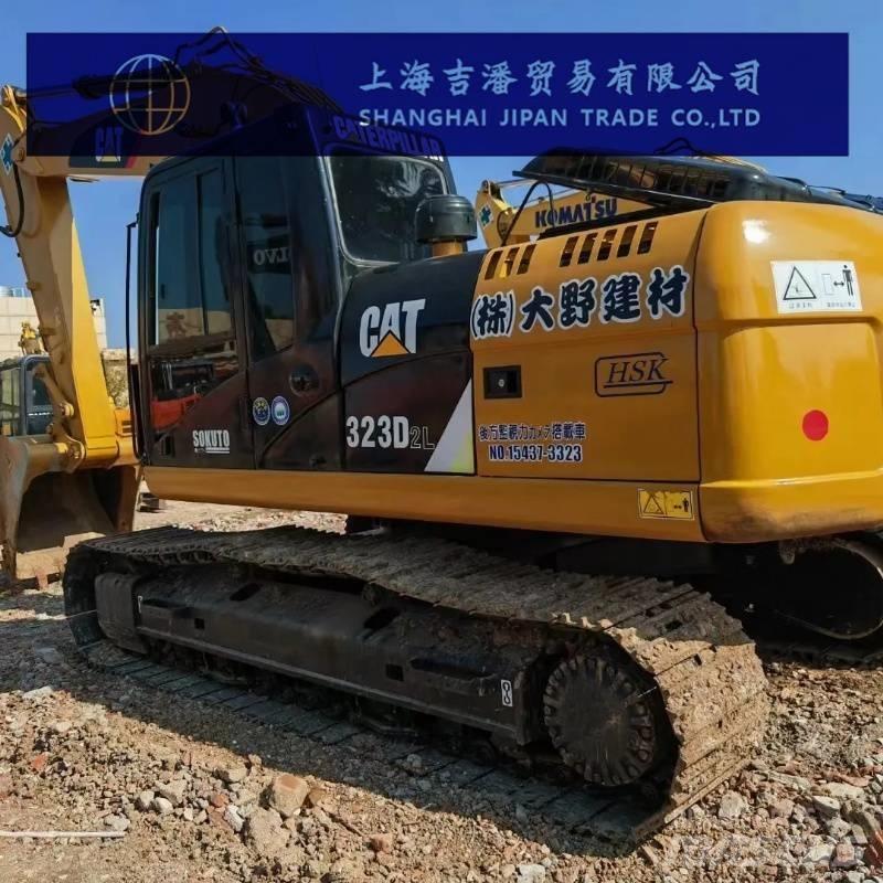 CAT 323 D 大型油圧ショベル12t以上（パワーショベル・ユンボ）