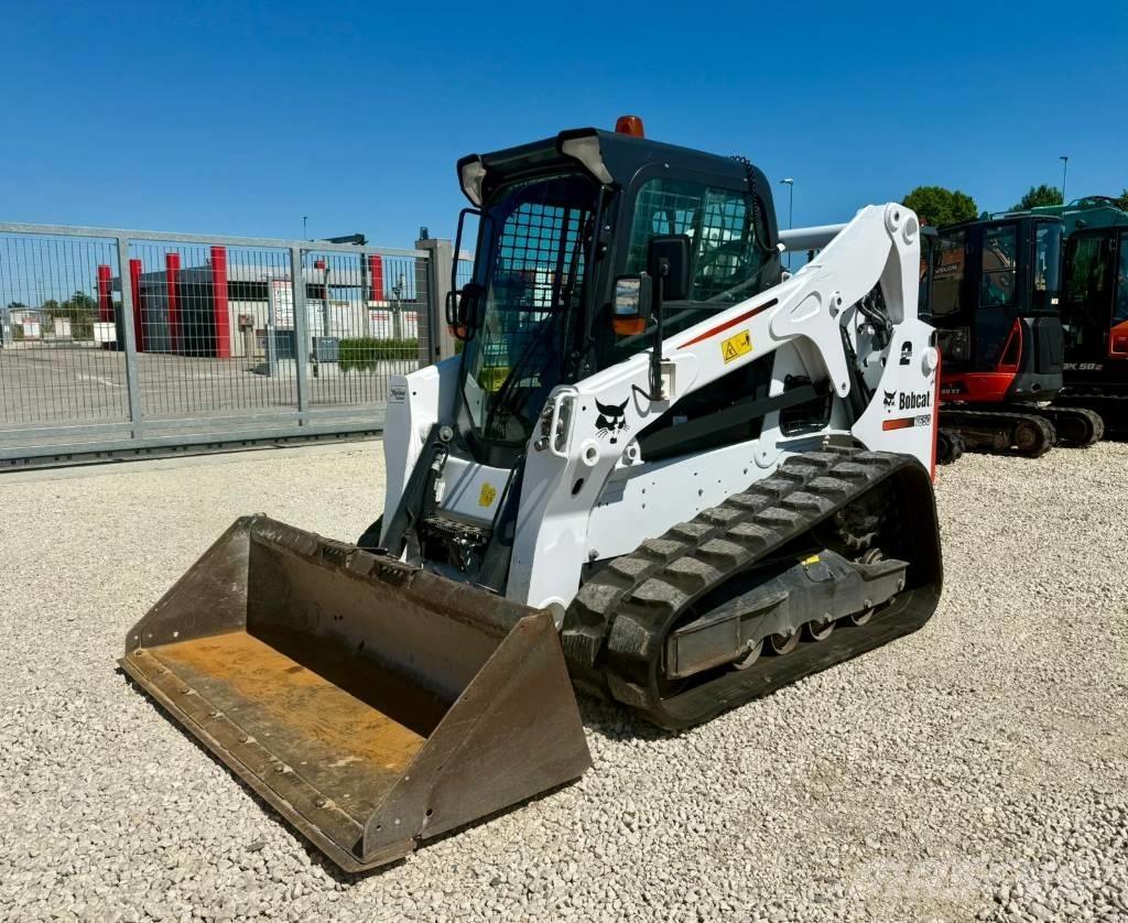 Bobcat T 650 スキッドステアローダー