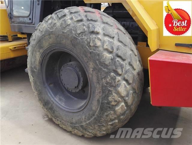 Dynapac CA 30 D 振動ローラ