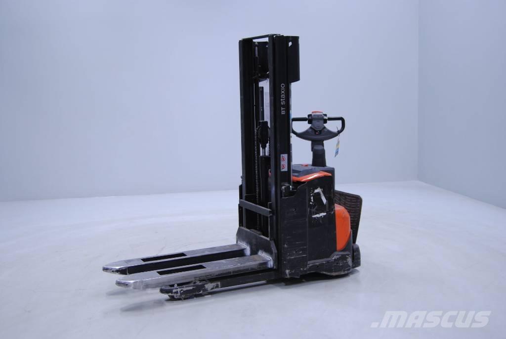 Toyota SWE140L ウォーキンフォークリフト