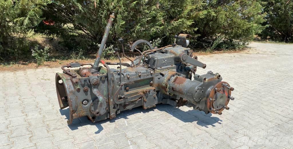 Fendt 3S REAR AXLE トランスミッション