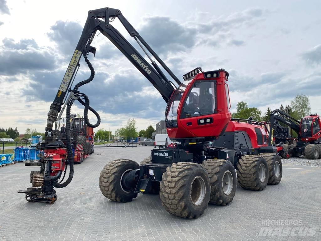 Komatsu 901 XC ハーベスター