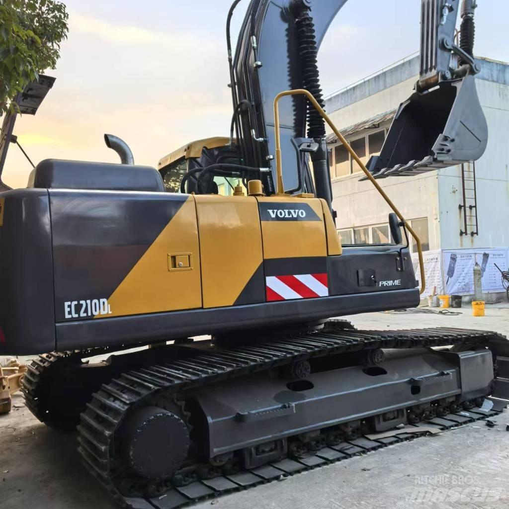 Volvo EC 210 D 中型油圧ショベル 7ｔ-12ｔ（ユンボ・パワーショベル・バックホー）
